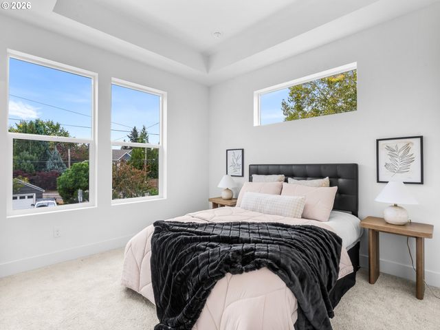 9300 N New York Ave, Portland, OR 97203