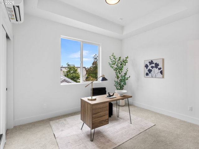 9300 N New York Ave, Portland, OR 97203