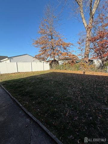 36 Ash Street, Carteret, NJ 07008