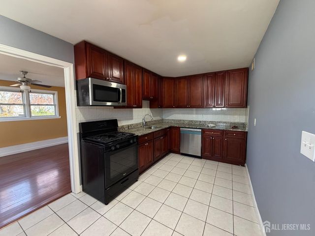 36 Ash Street, Carteret, NJ 07008