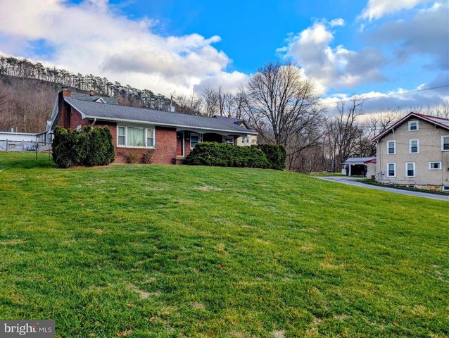 619 N SPRING ST, Everett, PA 15537