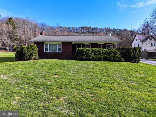 619 N SPRING ST, Everett, PA 15537