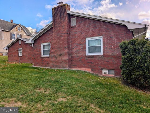 619 N SPRING ST, Everett, PA 15537