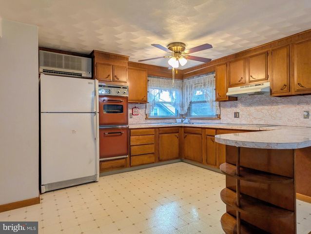 619 N SPRING ST, Everett, PA 15537