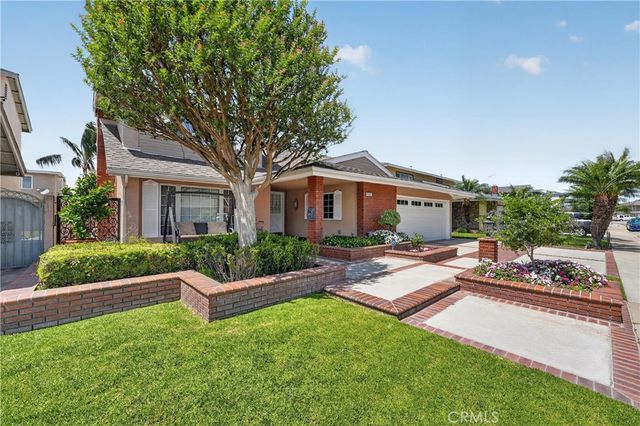 8221 Somerdale Lane, La Palma, CA 90623