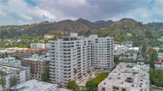 7250 Franklin Avenue 1008, Los Angeles, CA 90046