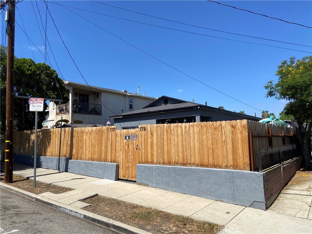 776 W 1st, San Pedro, CA 90731 — exterior