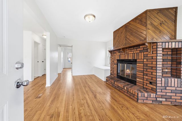24 167th Street, Calumet City, IL 60409