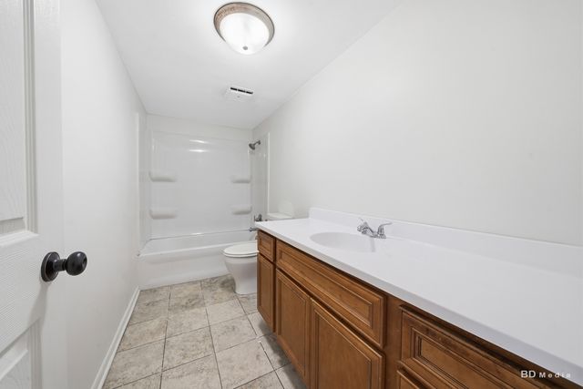 24 167th Street, Calumet City, IL 60409