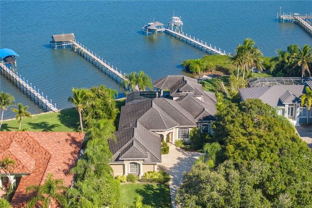 8850 44th Avenue, Sebastian, FL 32958