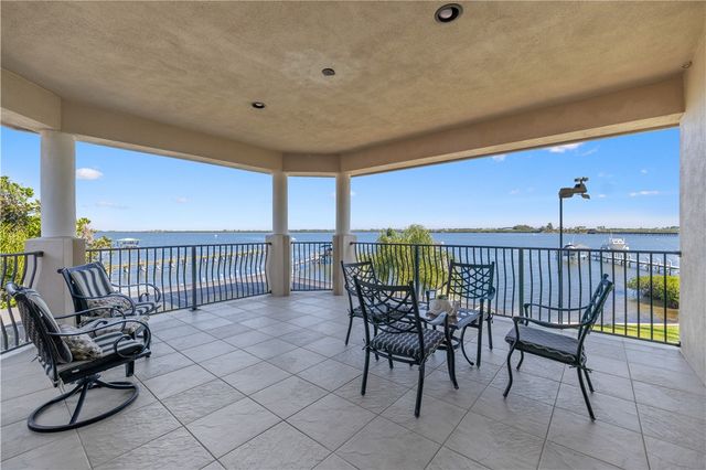 8850 44th Avenue, Sebastian, FL 32958