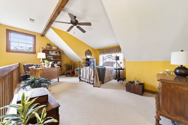 426 Watt Nolen Rd, Cottontown, TN 37048