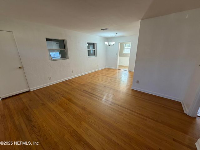 5904 THEED Street, Jacksonville, FL 32211