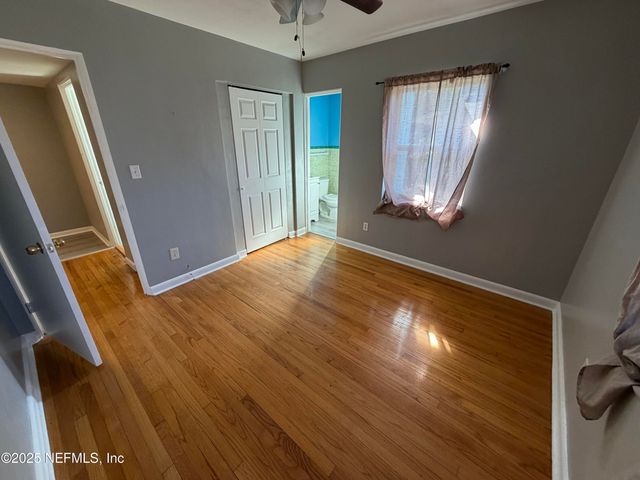 5904 THEED Street, Jacksonville, FL 32211