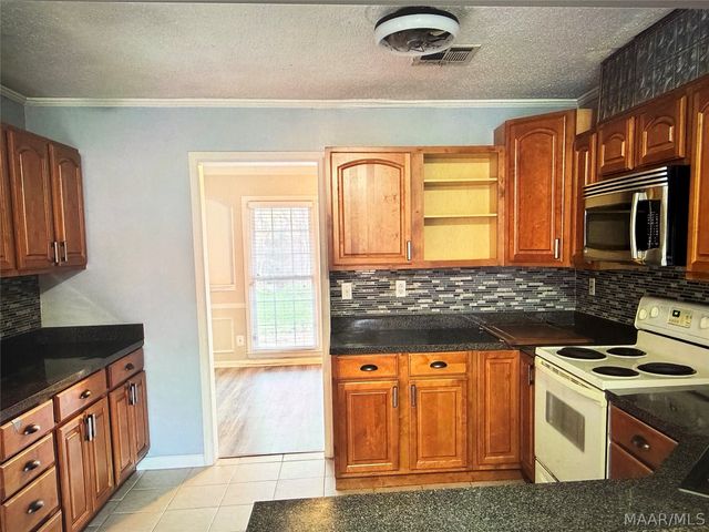 458 Bowling Green Drive, Montgomery, AL 36109