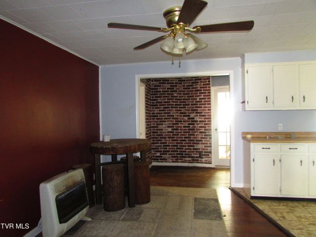 310 Conway Street, Roan Mountain, TN 37687