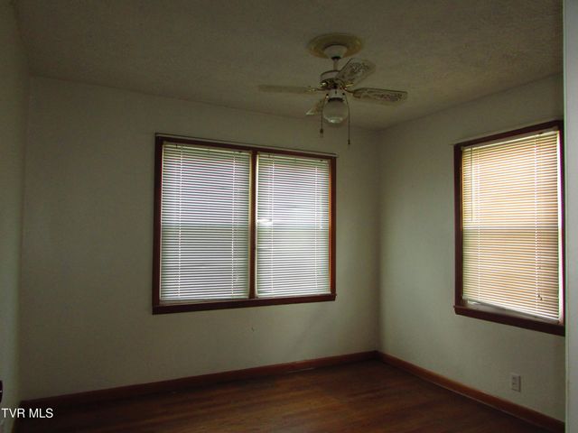 310 Conway Street, Roan Mountain, TN 37687