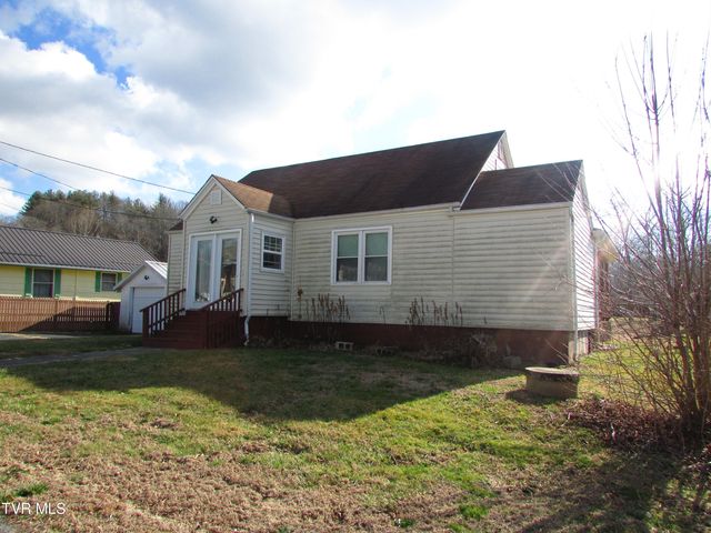 310 Conway Street, Roan Mountain, TN 37687