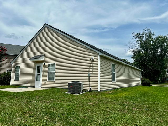 1019 Golden Aspen Drive, Moncks Corner, SC 29461