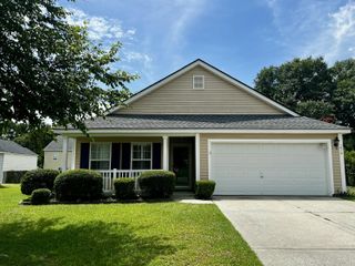 1019 Golden Aspen Drive, Moncks Corner, SC 29461