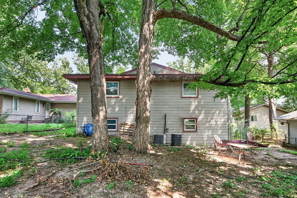 5017-5019 Shoreline Drive, Mound, MN 55364 — photo 2