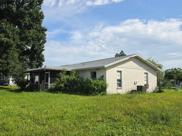 586 ALTOONA STREET NW, Port Charlotte, FL 33948