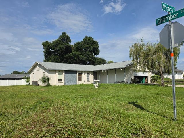 586 ALTOONA STREET NW, Port Charlotte, FL 33948