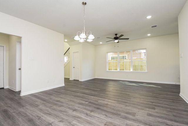 2811 Topiary Lane, Houston, TX 77014