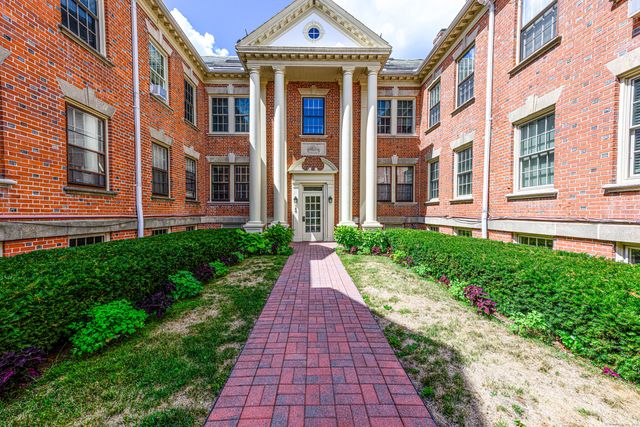 148 Everit Street APT F, New Haven, CT 06511