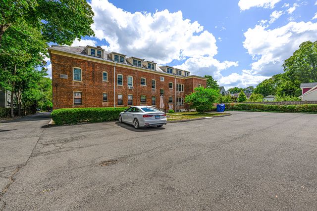 148 Everit Street APT F, New Haven, CT 06511