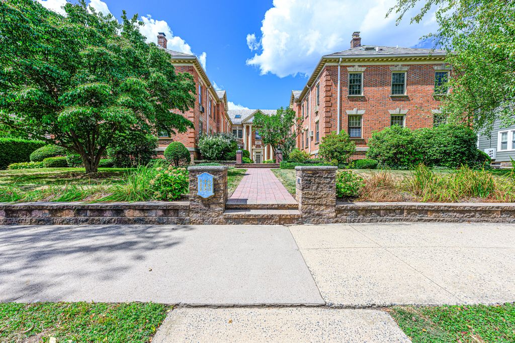 148 Everit Street APT F, New Haven, CT 06511