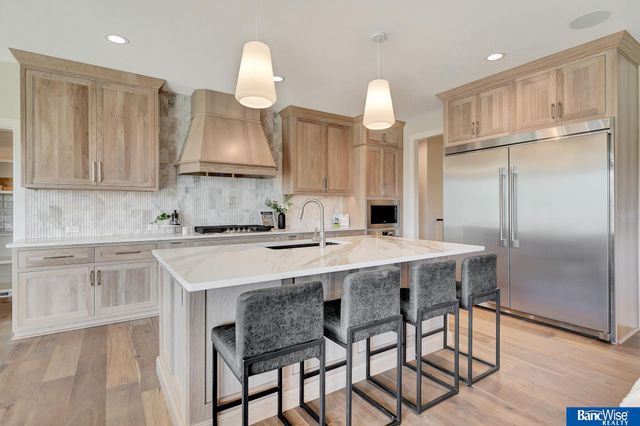 4224 Sundrop Court, Lincoln, NE 68516