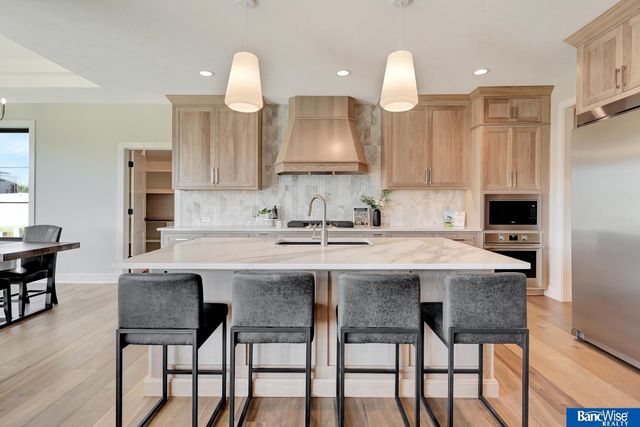 4224 Sundrop Court, Lincoln, NE 68516