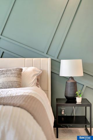 4224 Sundrop Court, Lincoln, NE 68516