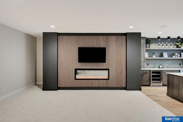 4224 Sundrop Court, Lincoln, NE 68516