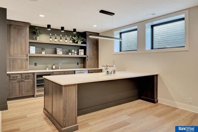 4224 Sundrop Court, Lincoln, NE 68516