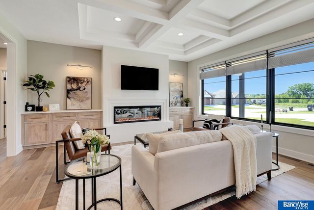 4224 Sundrop Court, Lincoln, NE 68516