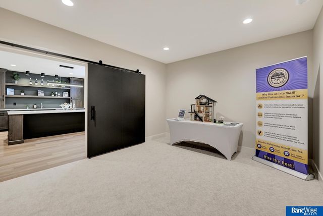 4224 Sundrop Court, Lincoln, NE 68516