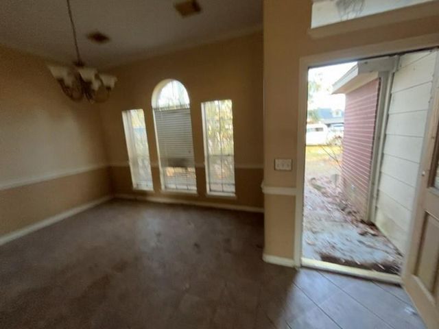 3115 Lake Breeze Lane, Crosby, TX 77532