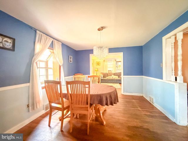 646 AMOSLAND RD, Morton, PA 19070