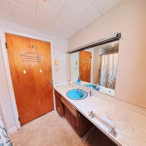 131 Peyton Avenue, Irvine, KY 40336
