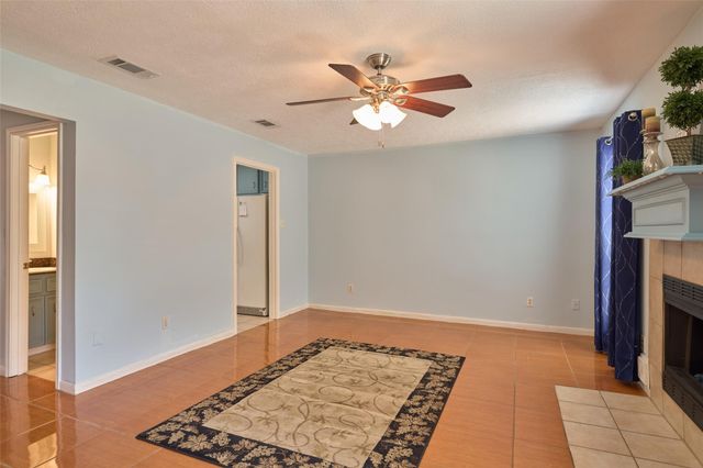6700 Richardson Road 302, Houston, TX 77069