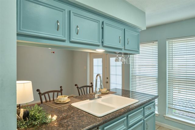 6700 Richardson Road 302, Houston, TX 77069