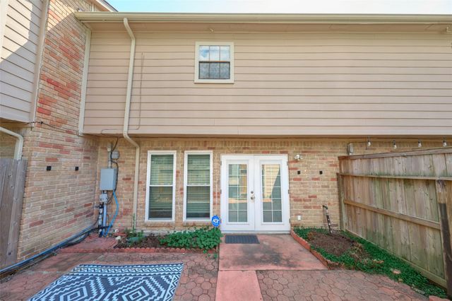 6700 Richardson Road 302, Houston, TX 77069