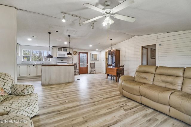 315 Wheeler Lane, Jamestown, TN 38556