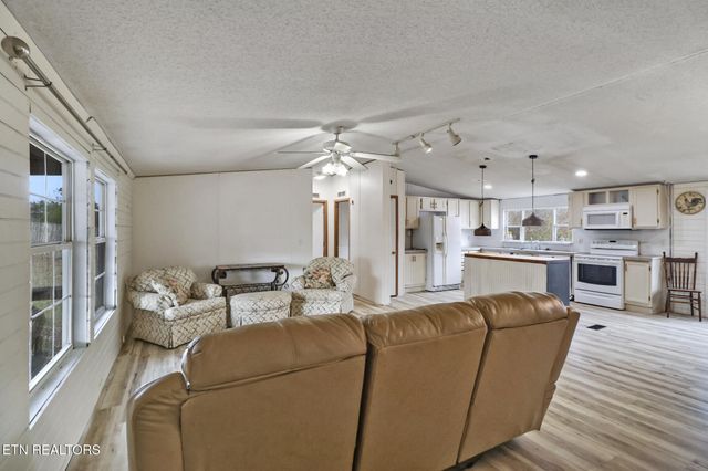 315 Wheeler Lane, Jamestown, TN 38556