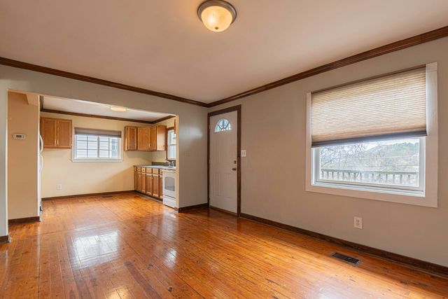 719 W Bell Avenue, Chattanooga, TN 37405