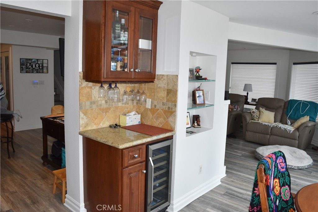 Image 5 of property listing at 2504 Monaco Drive, Oxnard, CA 93035