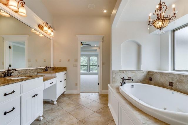 18804 Shilstone Way, Edmond, OK 73012