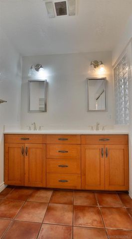 1533 Roma Dr, Vista, CA 92081